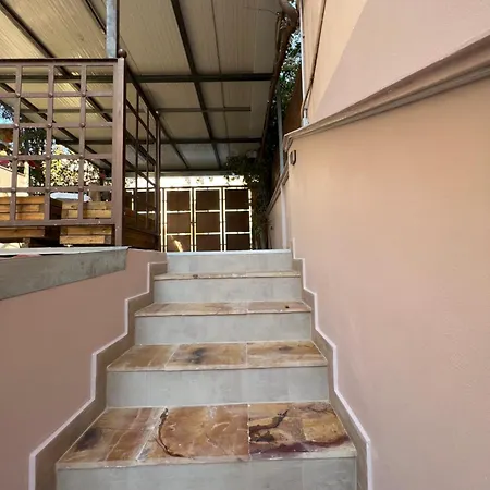 Apolonia House Apartment