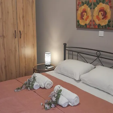 Apolonia House Apartment